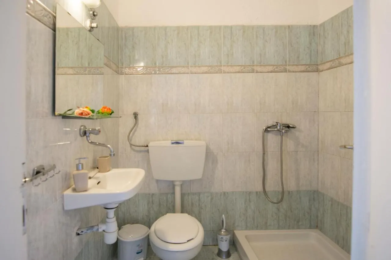 Myloi Loggou Aparthotel Sykia Chalkidikis Greece
